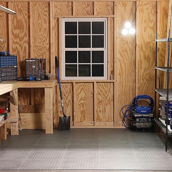 BRAND NEW Maxx Blast Led Garage Light - Picture 2 of 10